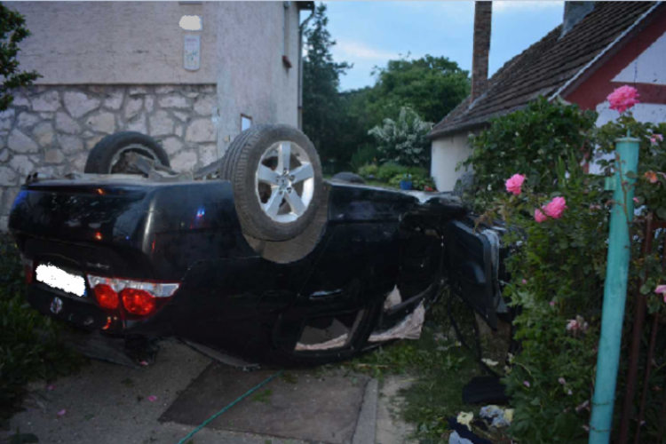 Részeg sofőr miatt sérültek meg súlyosan