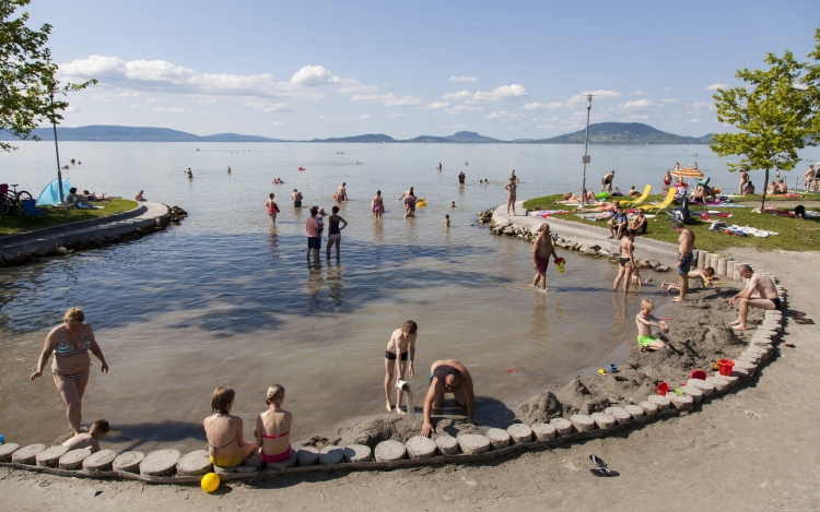 Nőtt a forgalom az idei szezonban a Balatonnál